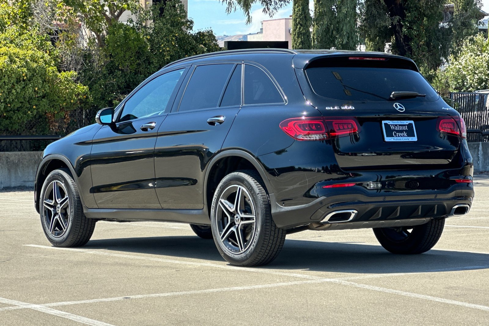 2022 Mercedes Benz GLC 300 4MATIC photo 3