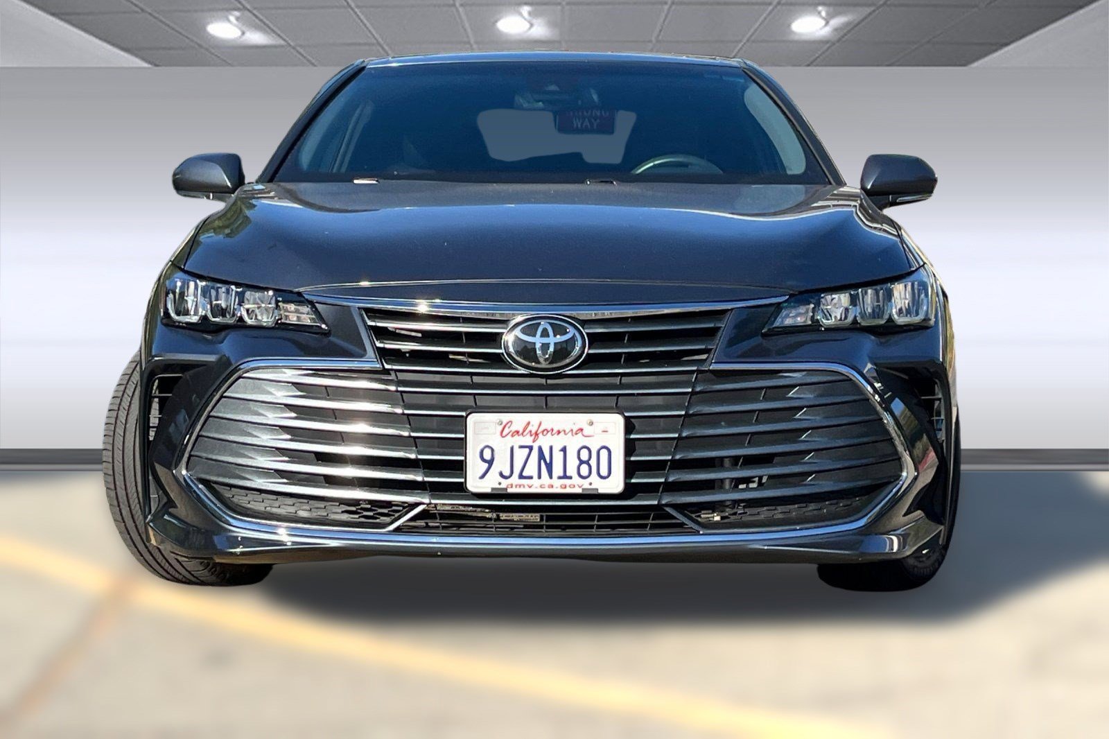 2022 Toyota Avalon XLE photo 4