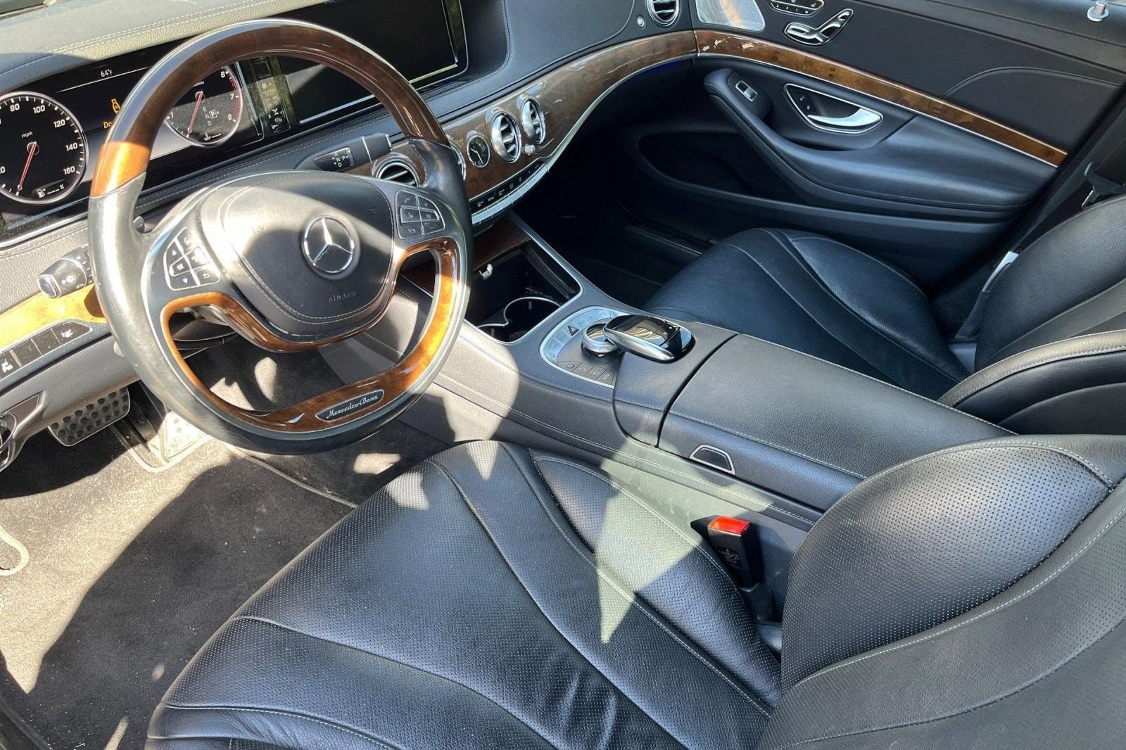 2015 Mercedes-Benz S-Class Coupe photo 3