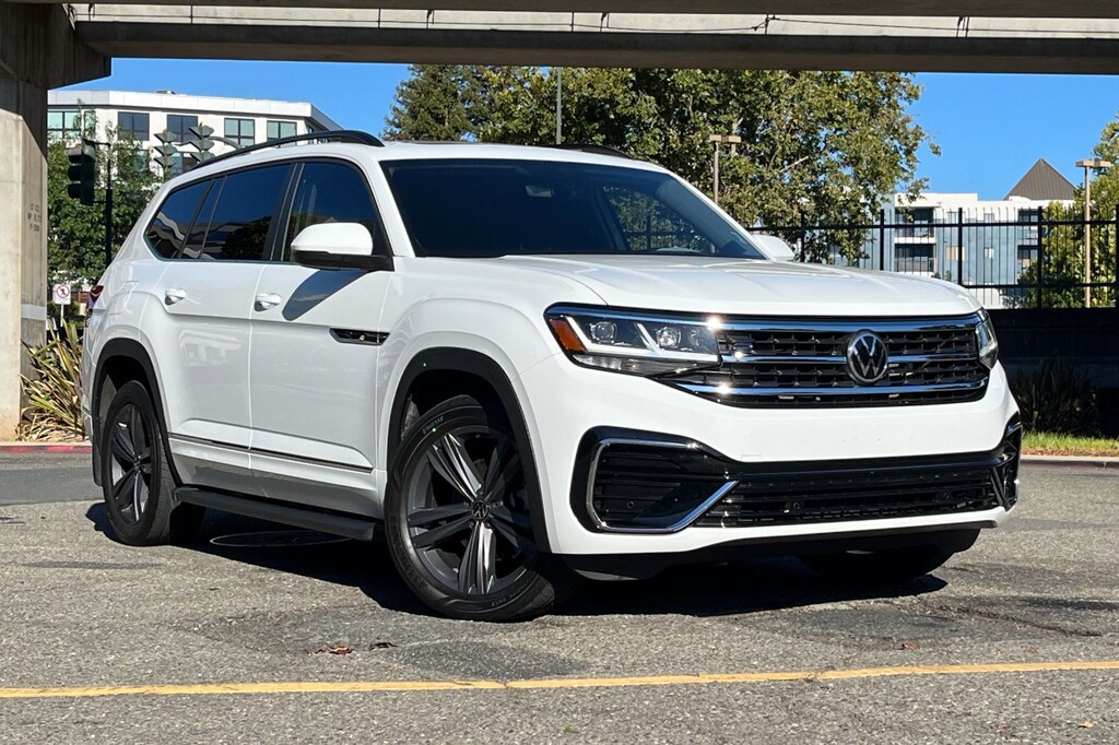 Used 2021 Volkswagen Atlas 3.6L V6 SE w/Technology R-Line 4MOTION *Ltd Avail* SUV