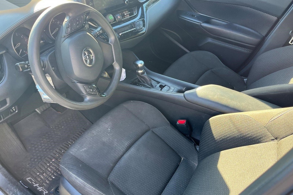 Used 2019 Toyota C-HR LE FWD SUV