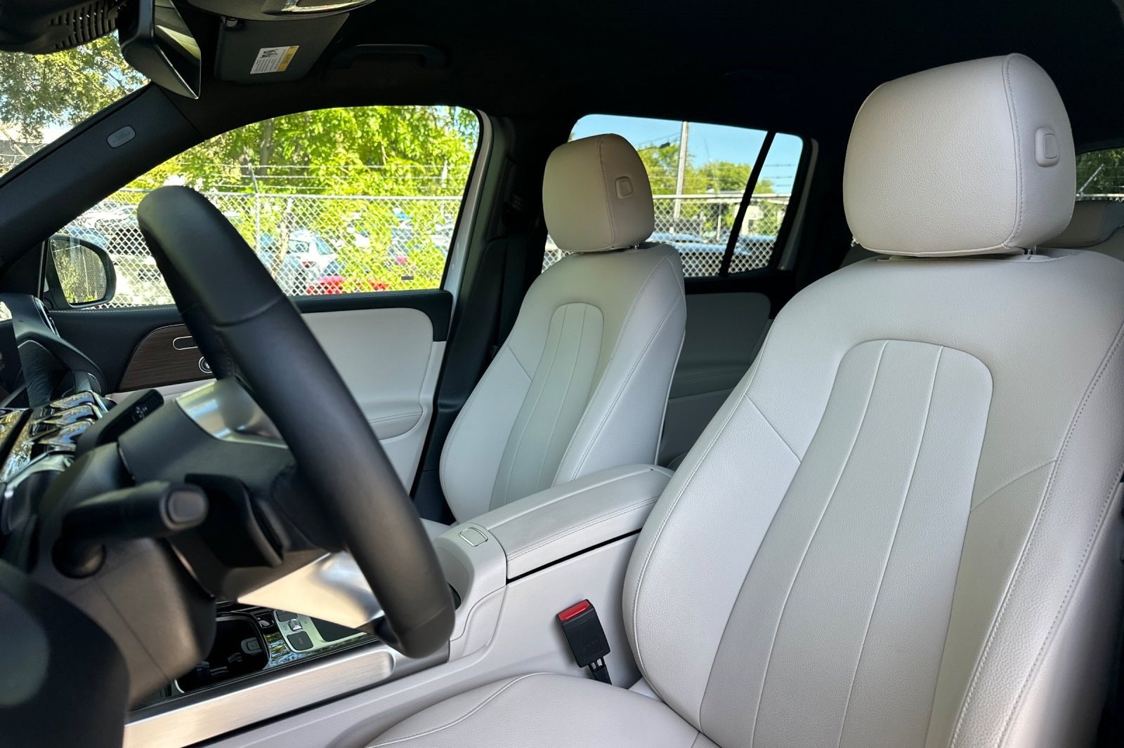 2026 Mercedes-Benz GLB GLB 250 - Photo 5