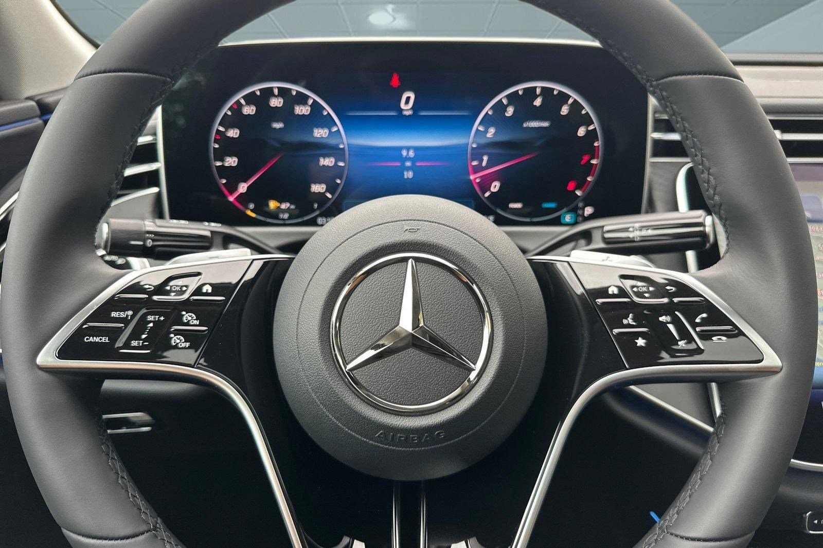 2026 Mercedes-Benz E-Class E350 - Photo 16