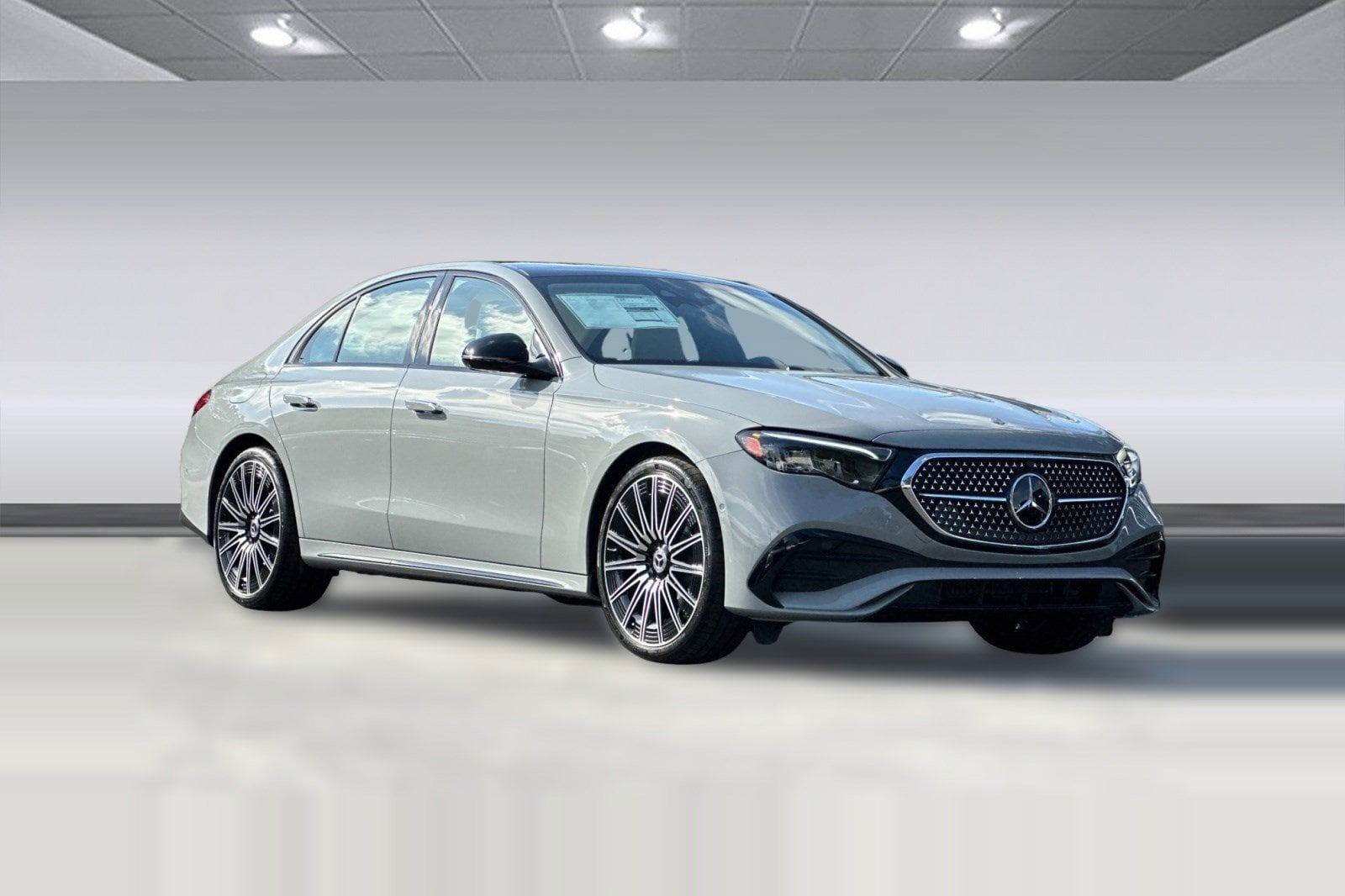 2026 Mercedes-Benz E-Class Coupe photo 6