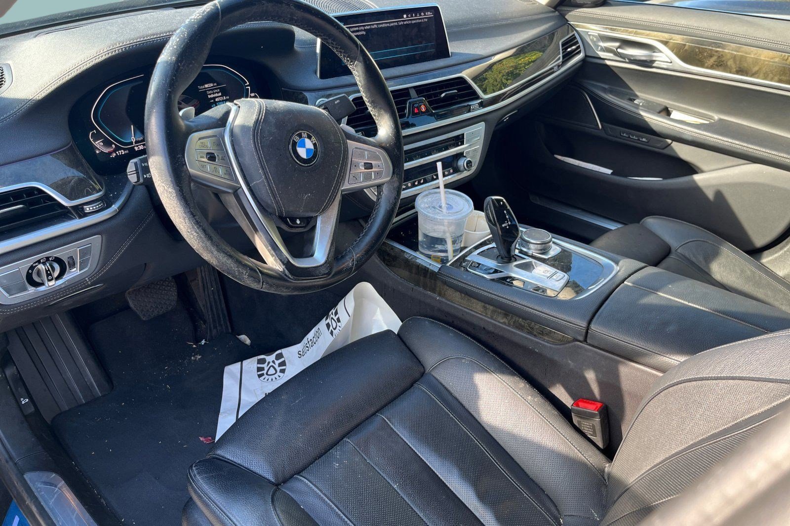 2020 Bmw 745e xDrive Sedan photo 2
