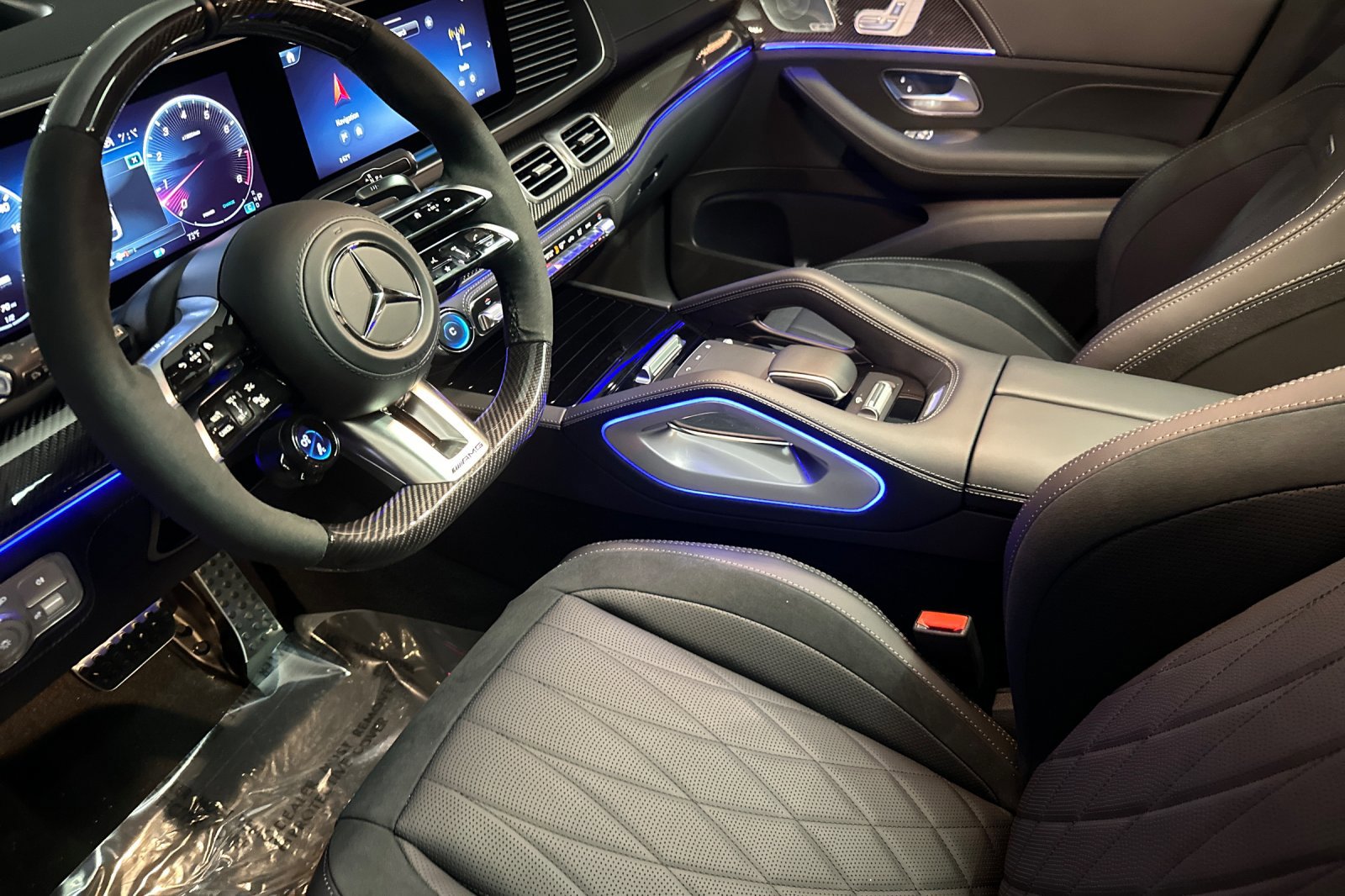 2026 Mercedes Benz GLE AMG 63 S photo 3