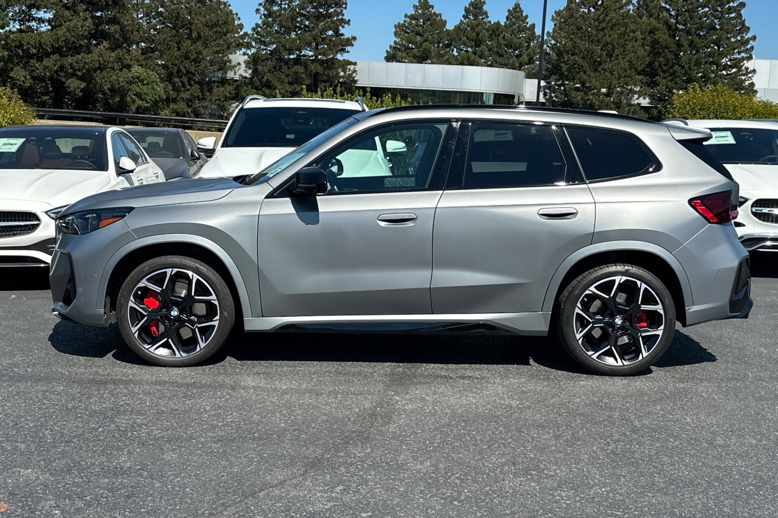 2024 Bmw X1 M35i photo 2