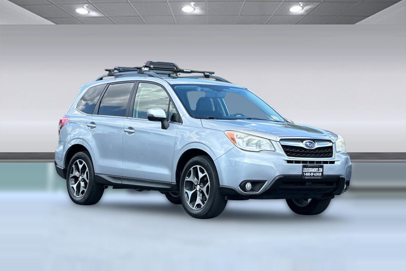 2014 Subaru Forester 4dr Auto 2.5i Touring PZEV photo 5