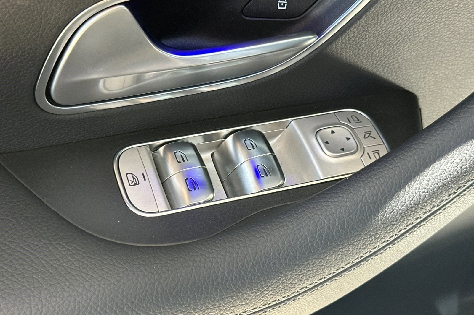2026 Mercedes-Benz GLS Base - Photo 13