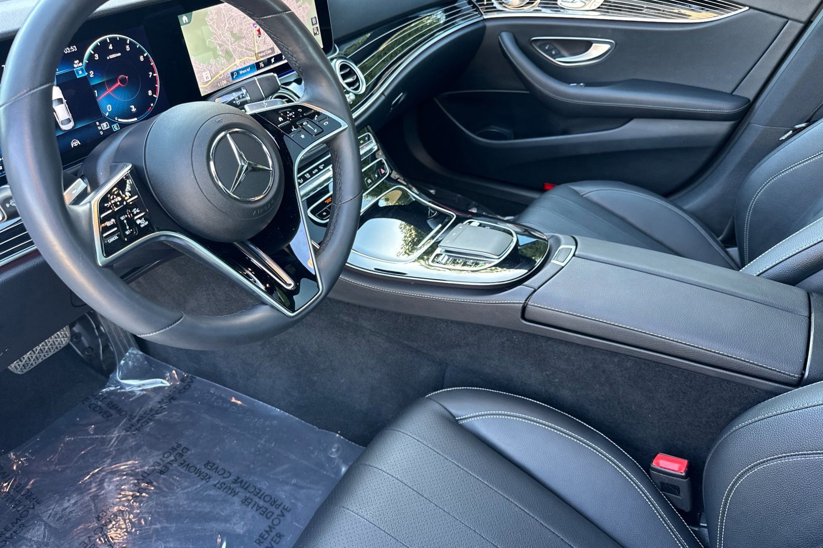 2022 Mercedes Benz E 350 Sedan photo 3