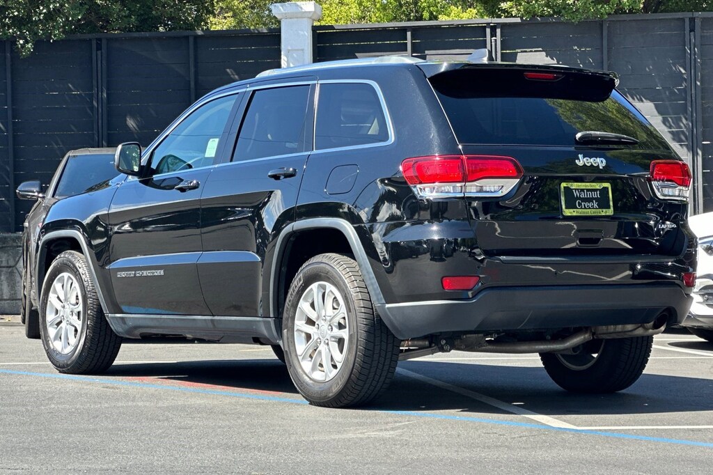 Used 2021 Jeep Grand Cherokee Laredo E 4x2 SUV