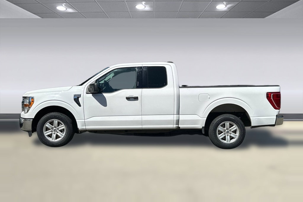 Used 2022 Ford F-150 XL 2WD SuperCab 6.5' Box Truck SuperCab