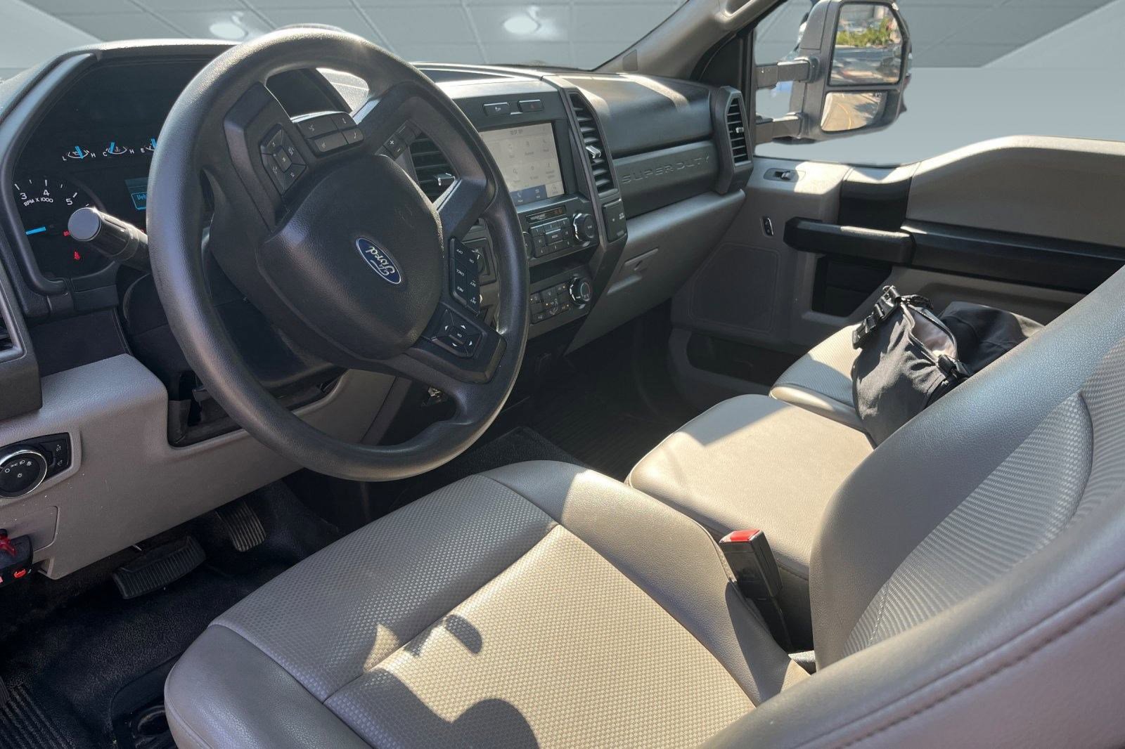 2020 Ford F-250 XL photo 3