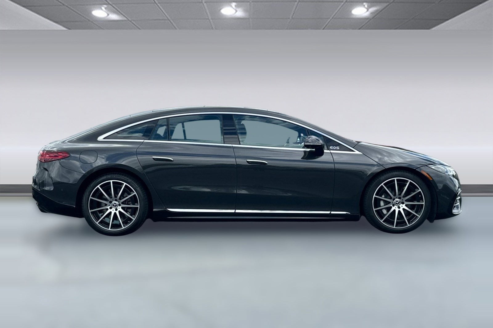 2023 Mercedes-Benz EQS 450 4MATIC Sedan photo 3