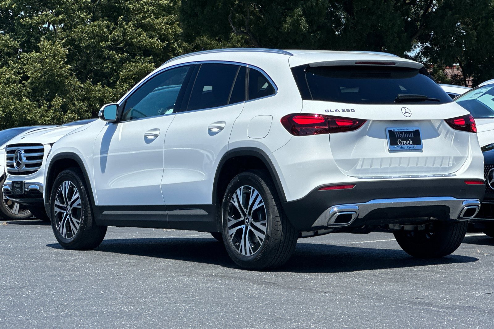 2026 Mercedes Benz GLA 250 photo 3