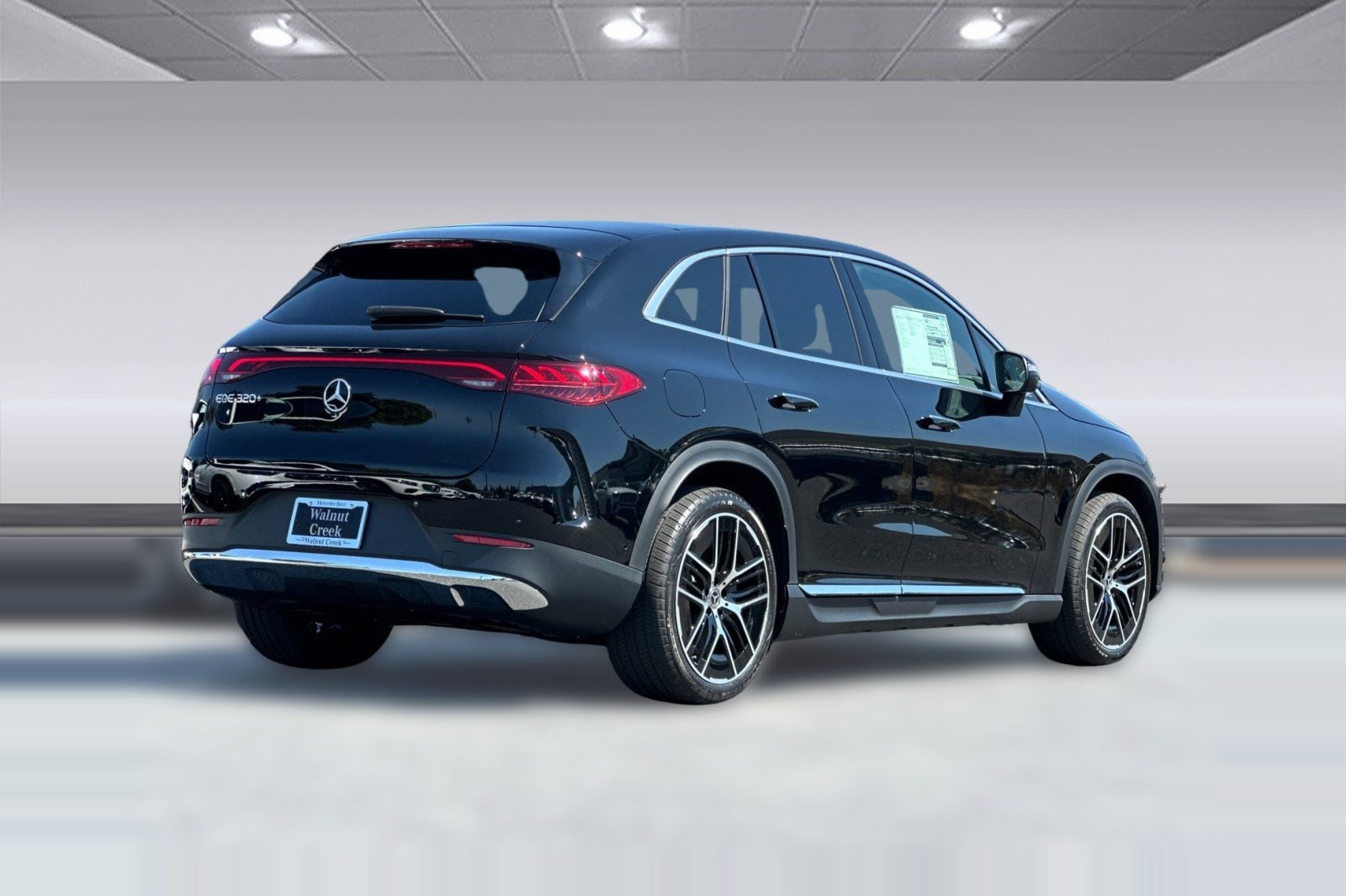 2026 Mercedes-Benz EQE 320+ SUV photo 3