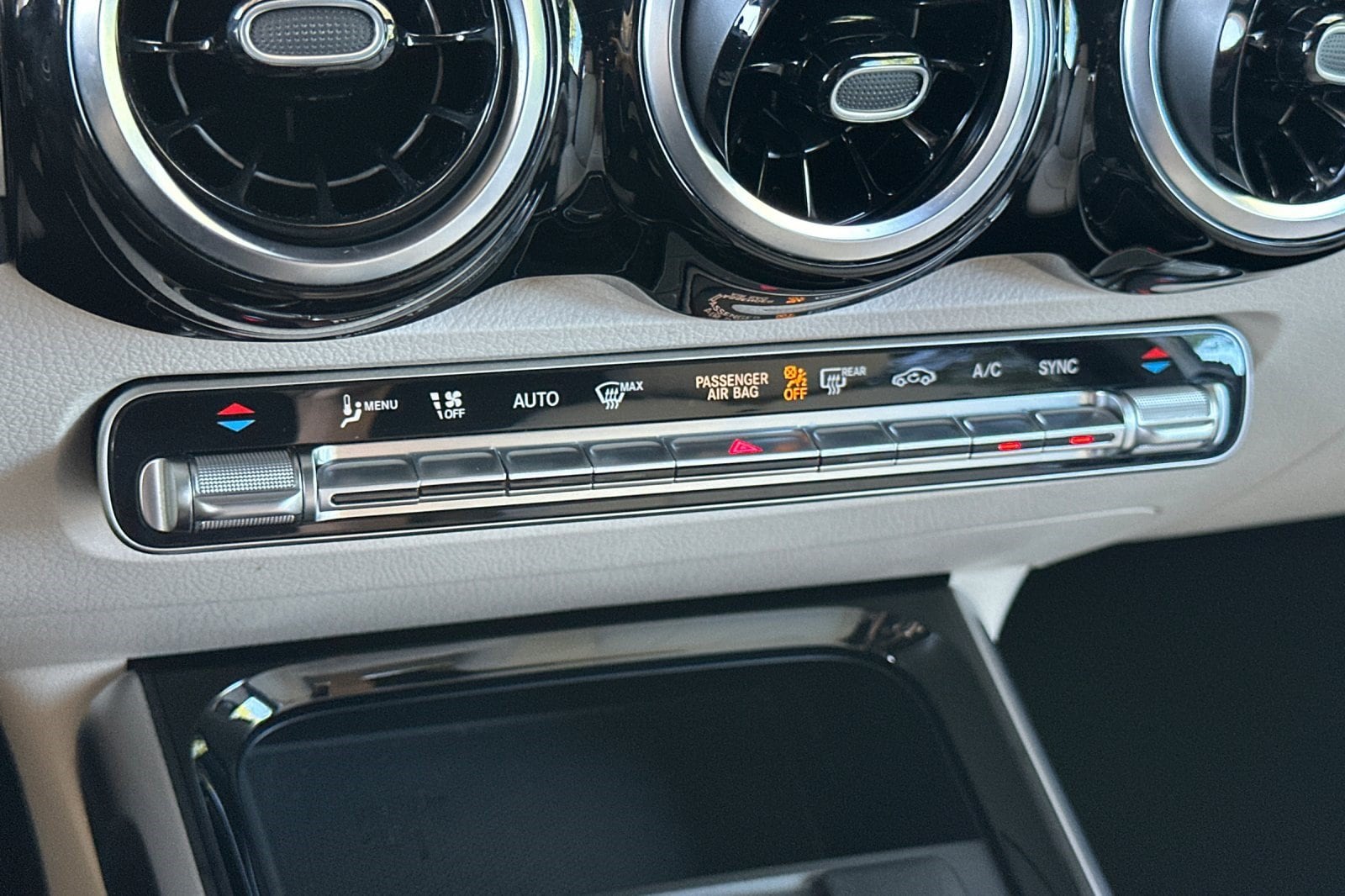 2026 Mercedes-Benz GLB GLB 250 - Photo 19
