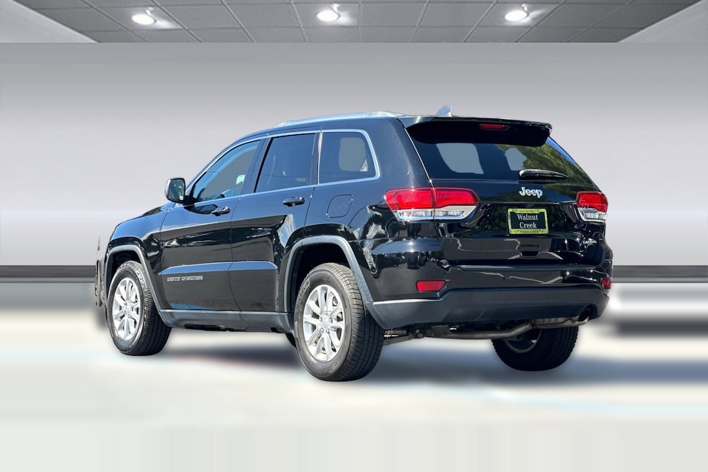 Used 2021 Jeep Grand Cherokee Laredo E 4x2 SUV