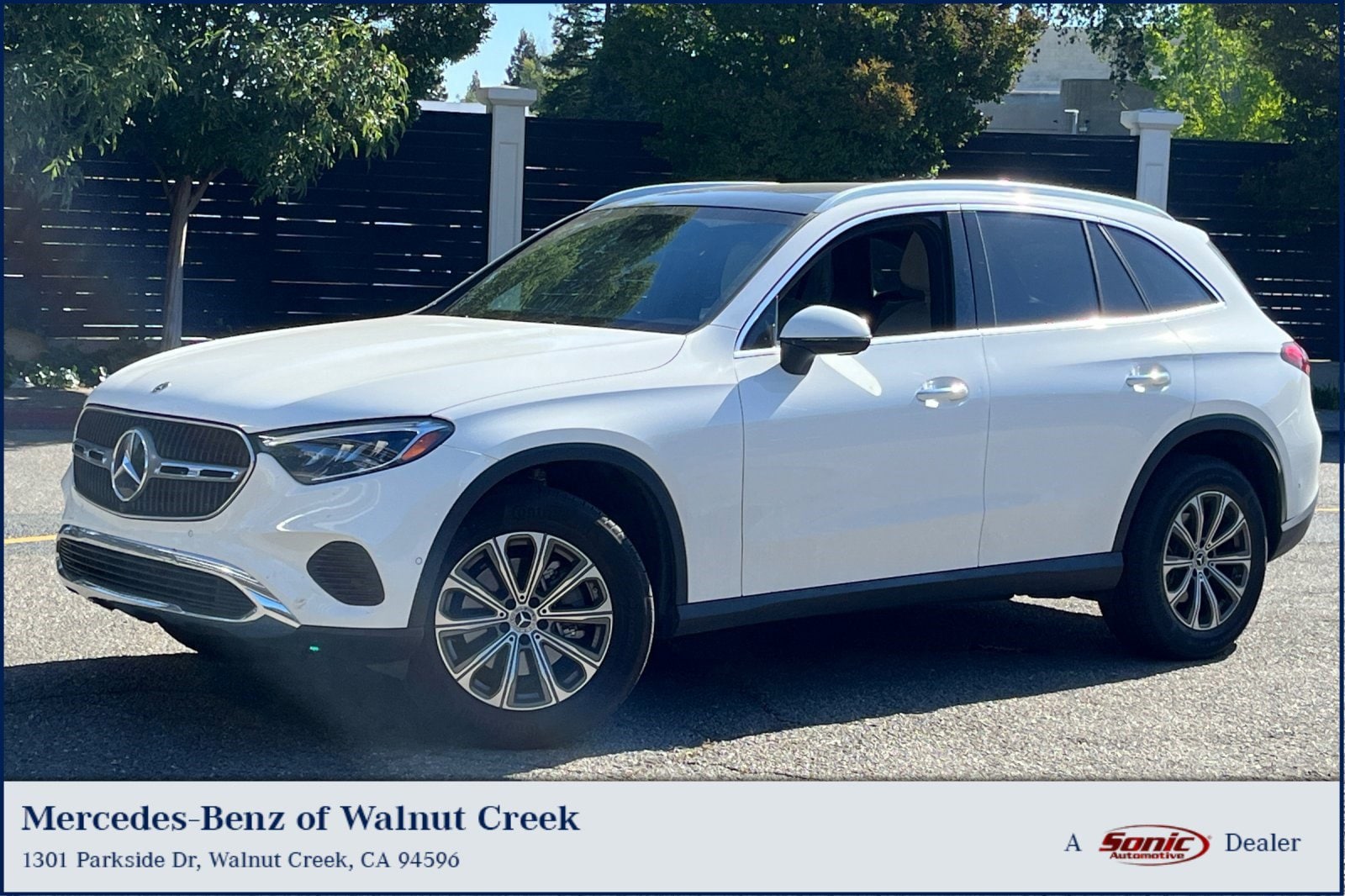 2024 Mercedes-Benz GLC GLC 300's photo