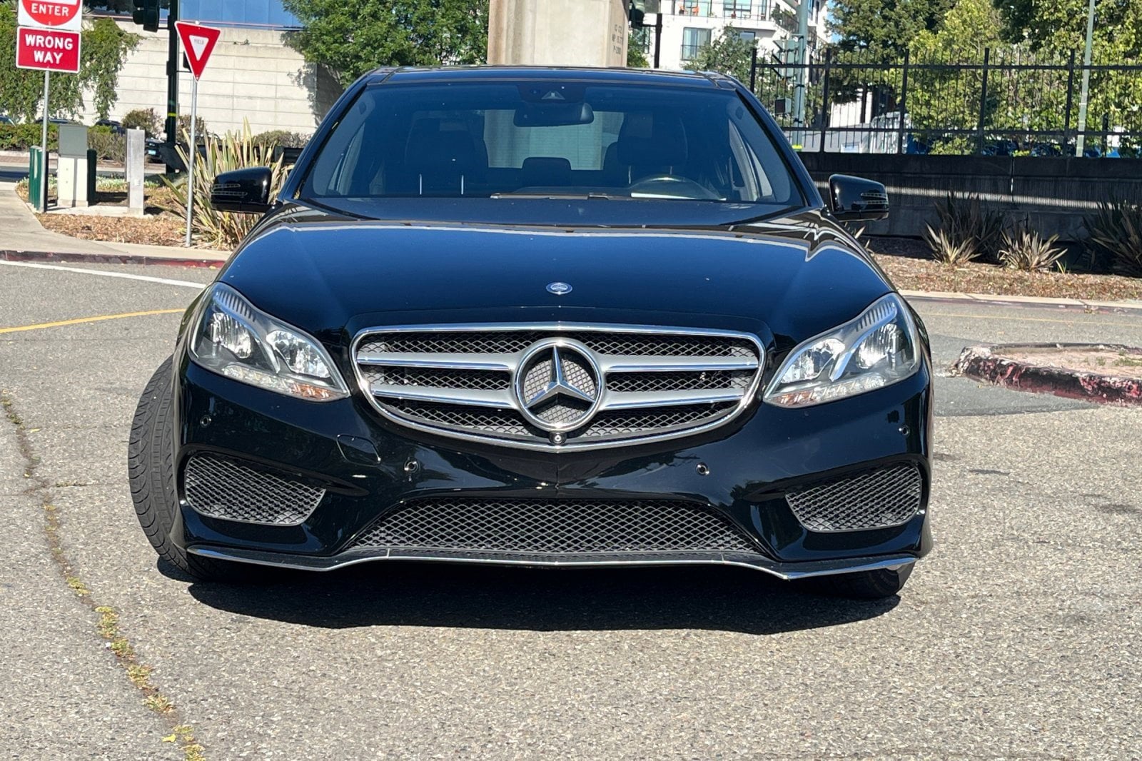 2016 Mercedes-Benz E-Class Coupe photo 4