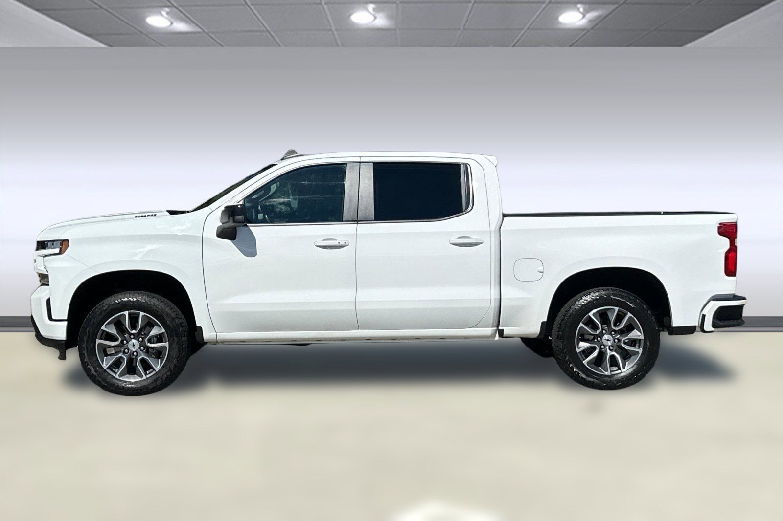2021 Chevrolet Silverado 1500 RST photo 2