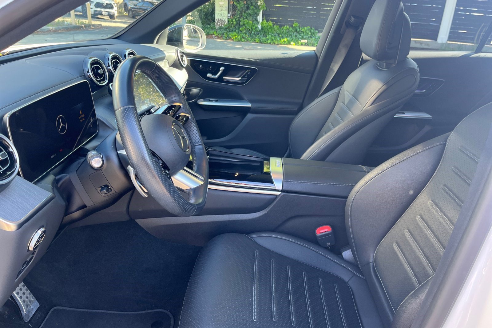 2023 Mercedes-Benz GLC 300 4MATIC SUV photo 3