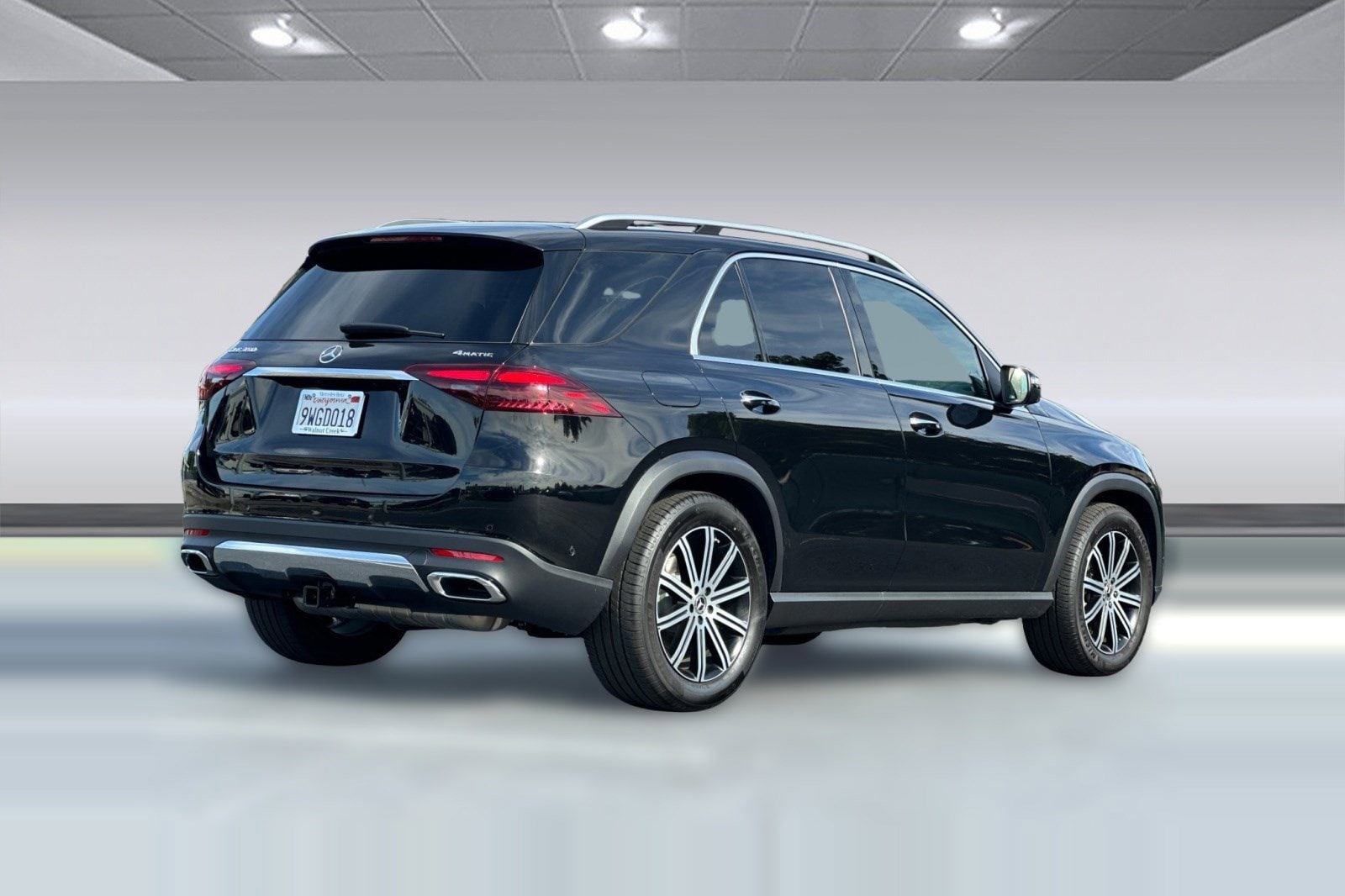 2026 Mercedes-Benz GLE 350 4MATIC SUV photo 3