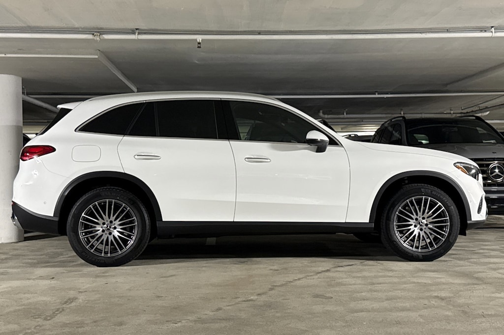New 2026 Mercedes-Benz GLC 300 SUV