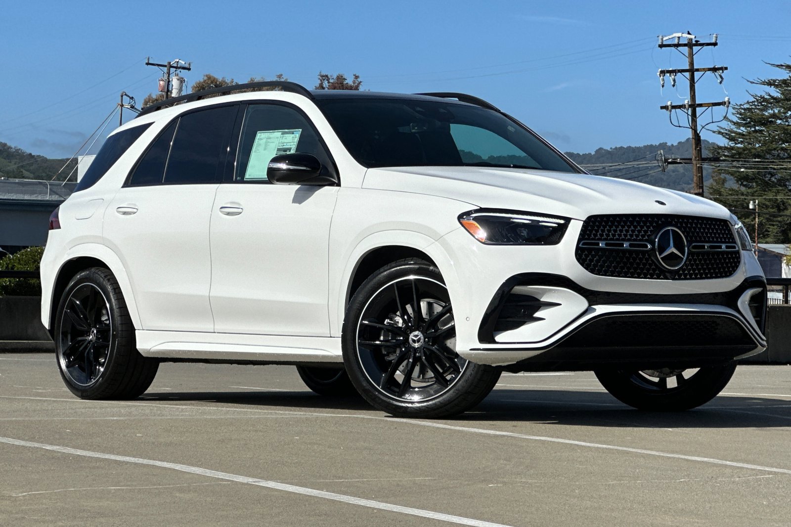 2025 Mercedes Benz GLE 580 photo 2