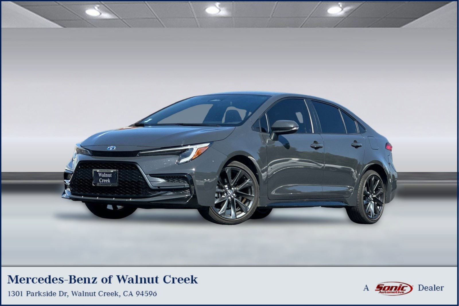 2024 Toyota Corolla SE Hybrid CVT's photo