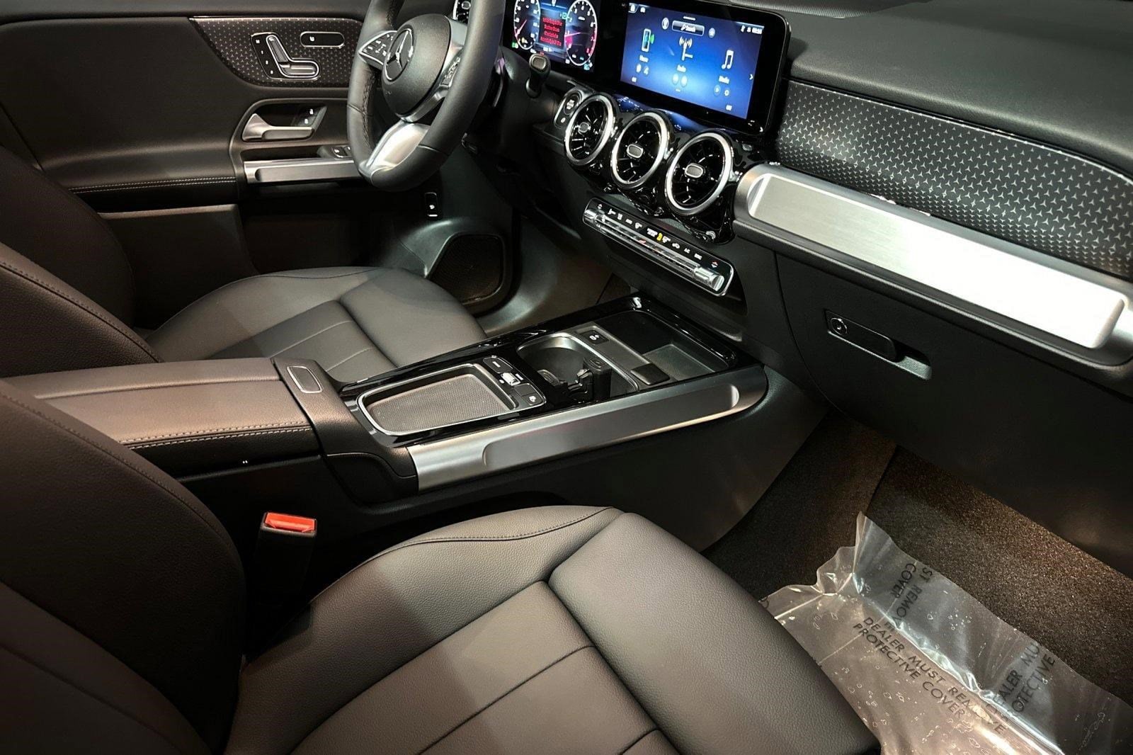 2026 Mercedes-Benz GLB GLB 250 - Photo 26
