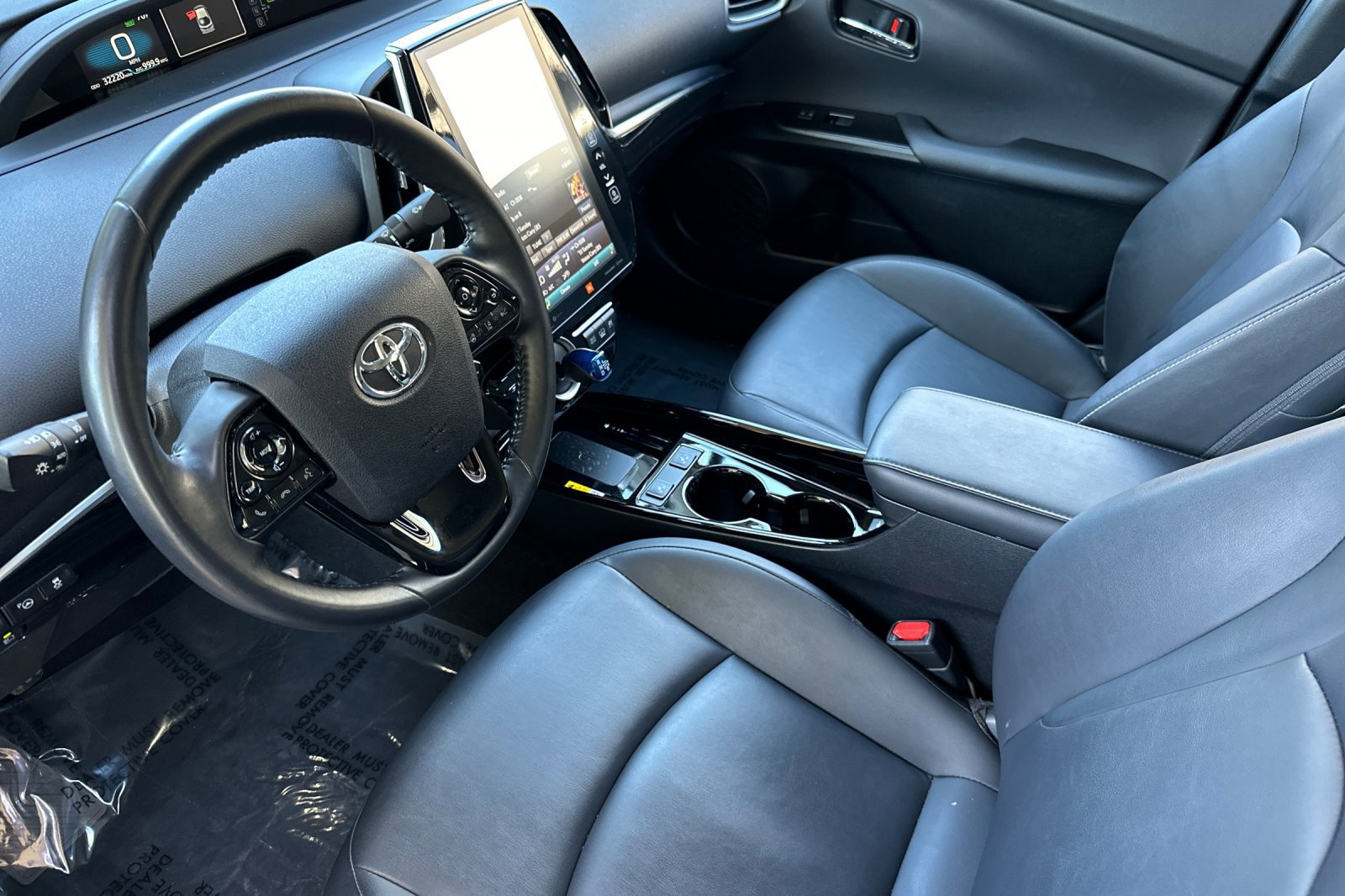 2021 Toyota Prius Prime Limited photo 4