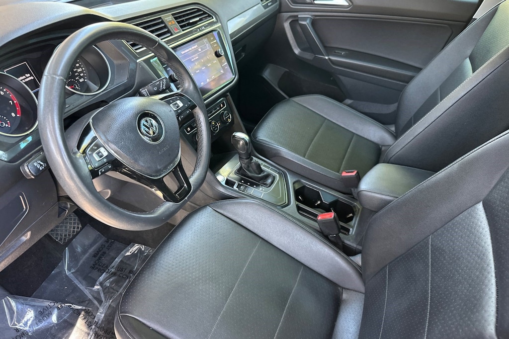 Used 2020 Volkswagen Tiguan 2.0T SE FWD SUV
