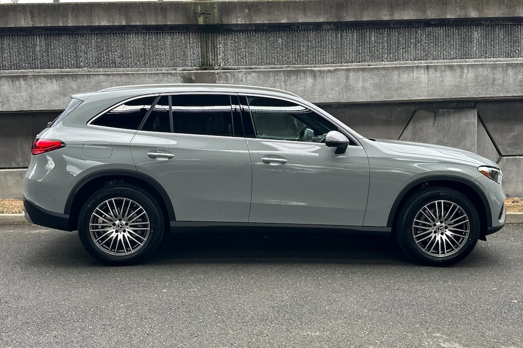 New 2026 Mercedes-Benz GLC 300 4MATIC SUV
