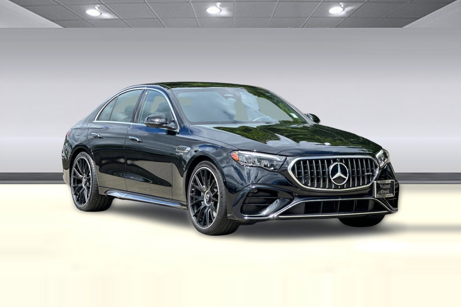 2025 Mercedes-Benz E-Class Coupe photo 6