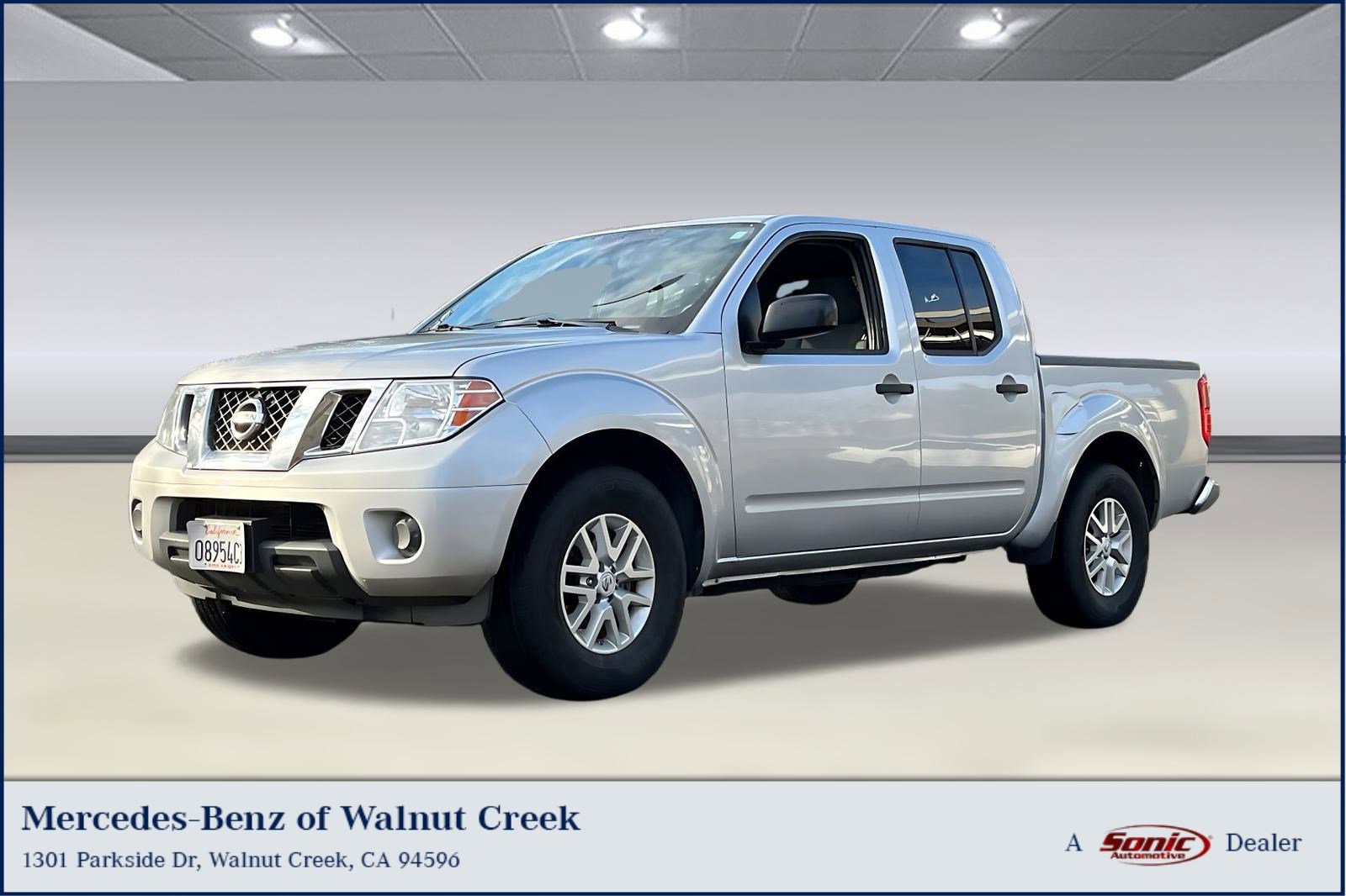 2019 Nissan Frontier SV's photo