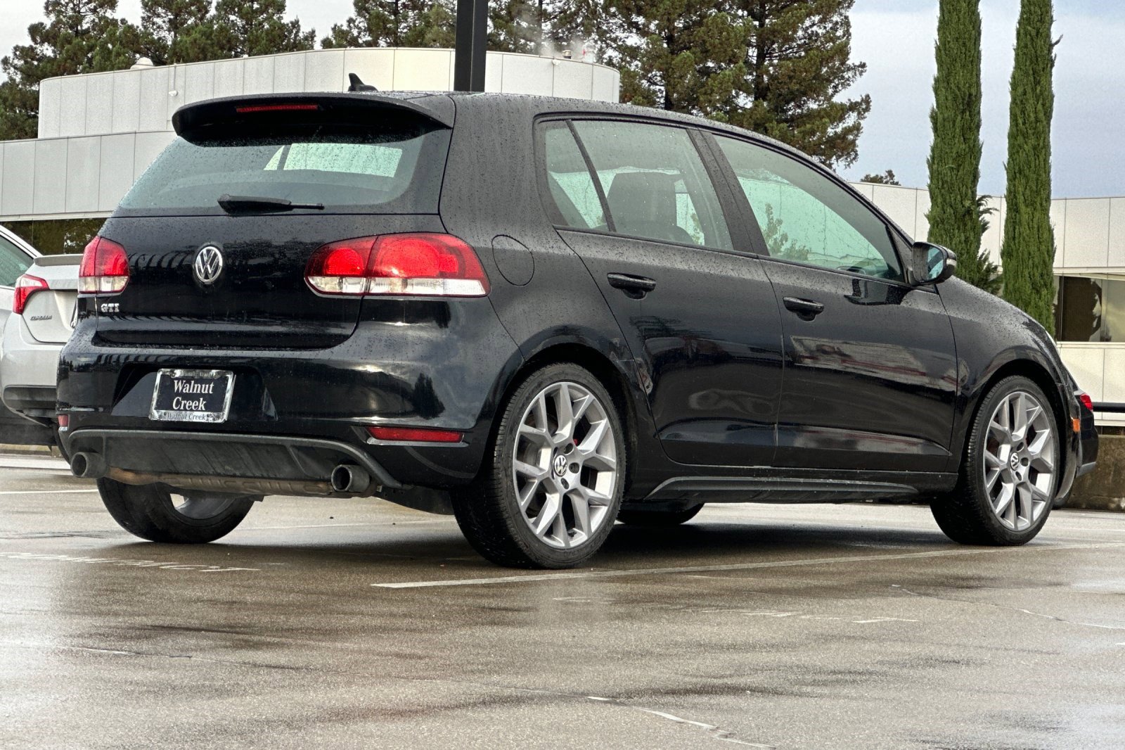 2013 Volkswagen Golf GTI Driver's Edition photo 3