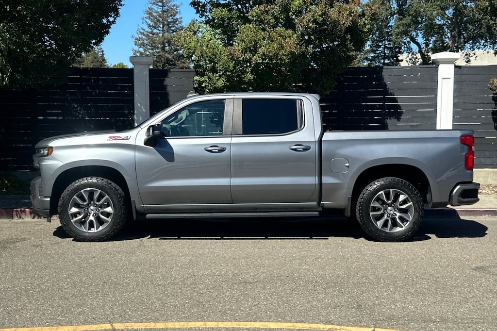 Used 2020 Chevrolet Silverado 1500 4WD Crew Cab 147" RST Truck Crew Cab
