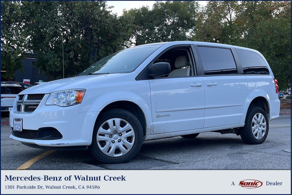 Used 2017 Dodge Grand Caravan SE Wagon Van
