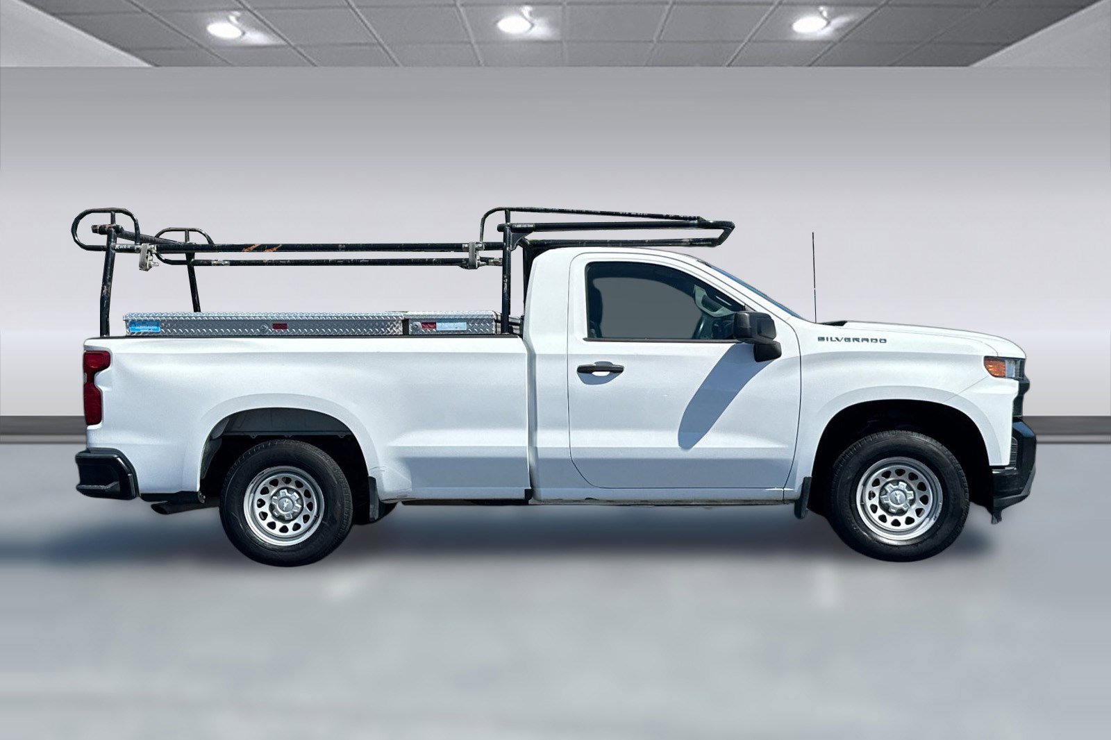 2020 Chevrolet Silverado 1500 2WD Reg Cab 140" Work Truck photo 6