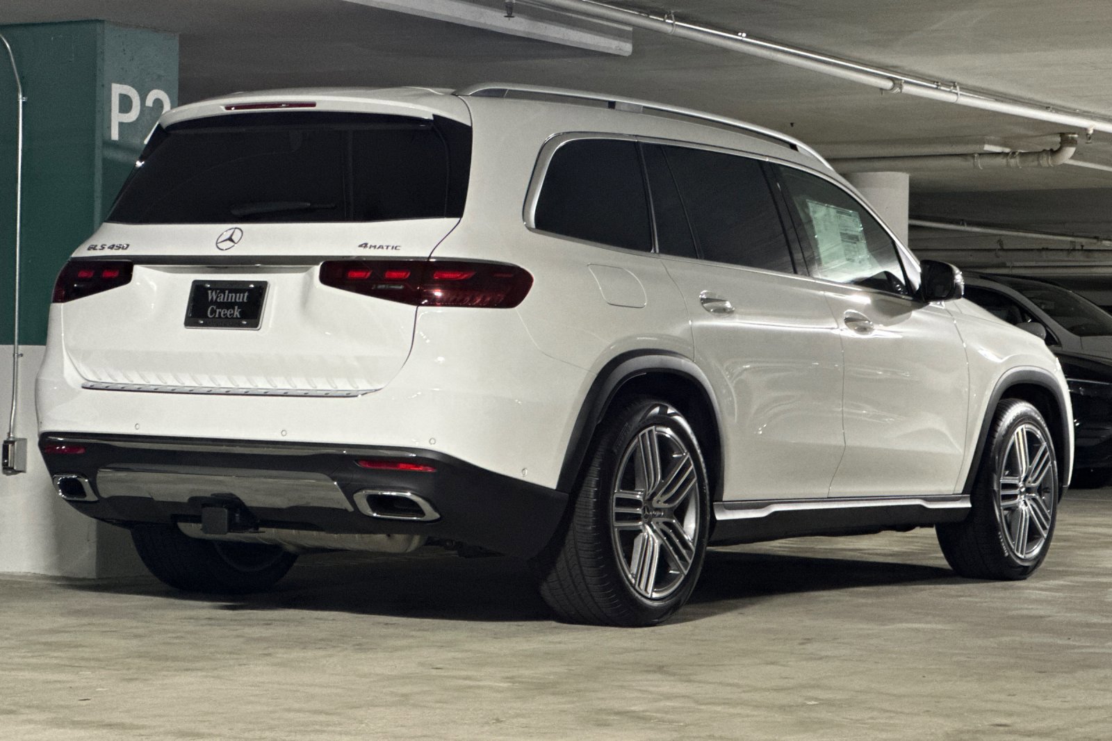 2025 Mercedes Benz GLS 450 4MATIC photo 3