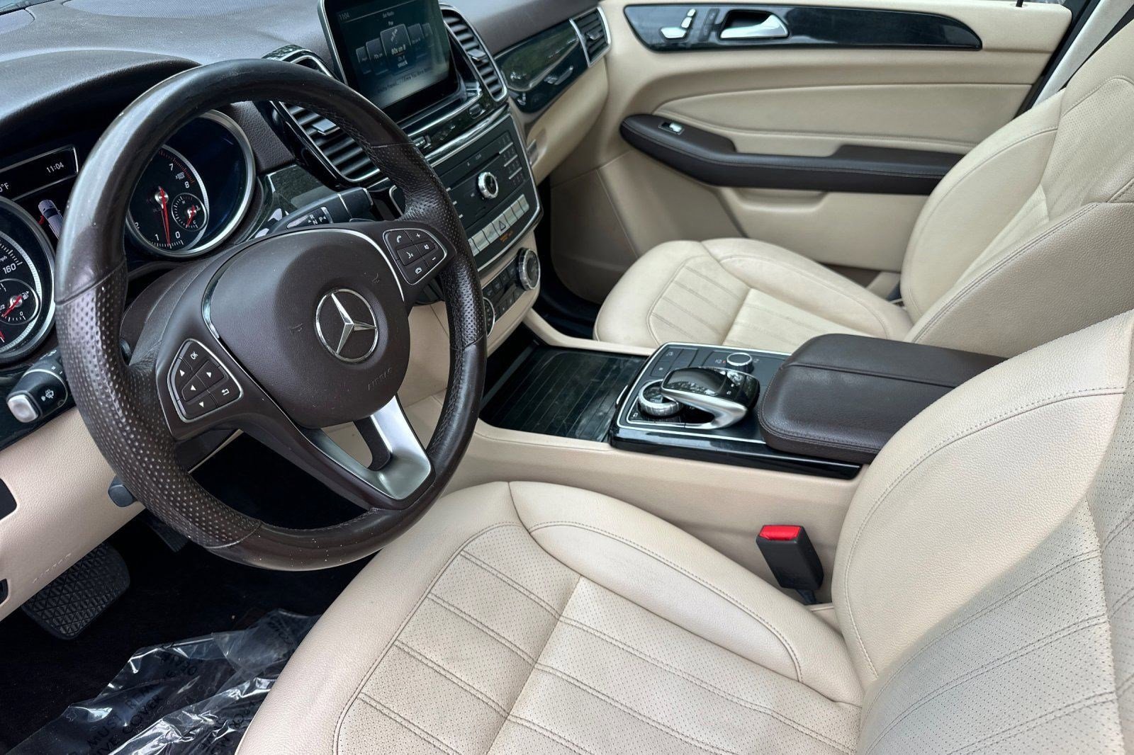 2018 Mercedes Benz GLE 350 4MATIC photo 4