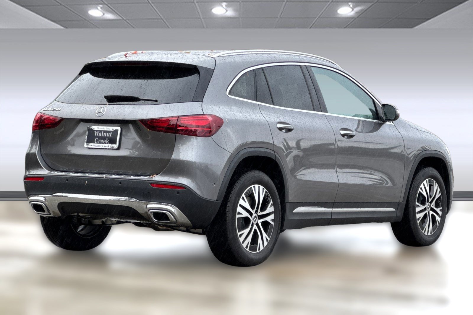 2025 Mercedes Benz GLA 250 photo 2