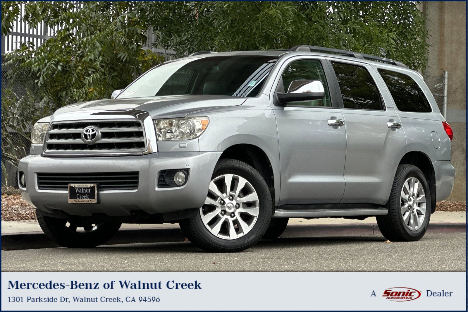2011 Toyota Sequoia Limited's photo