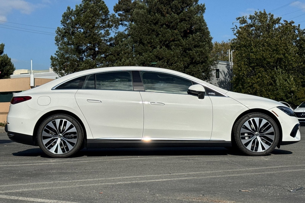 New 2026 Mercedes-Benz EQE 320 Sedan