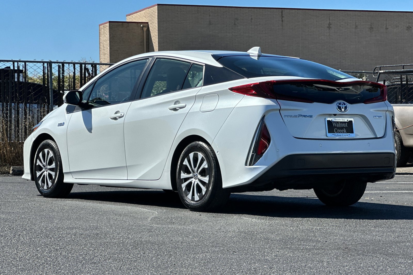 2021 Toyota Prius Prime Limited photo 3