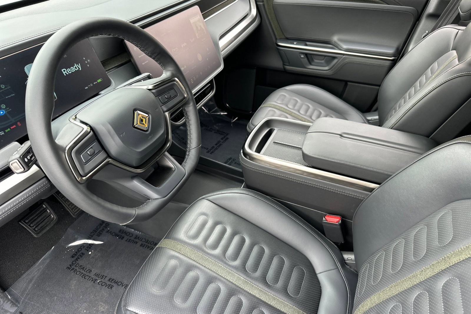 2025 Rivian R1T Adventure photo 4