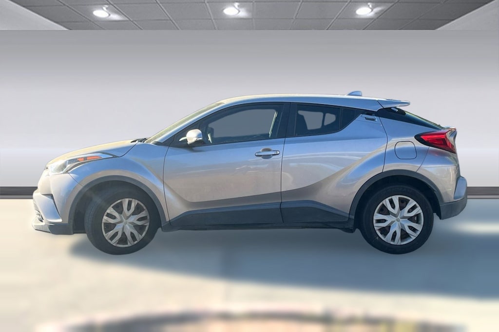Used 2019 Toyota C-HR LE FWD SUV