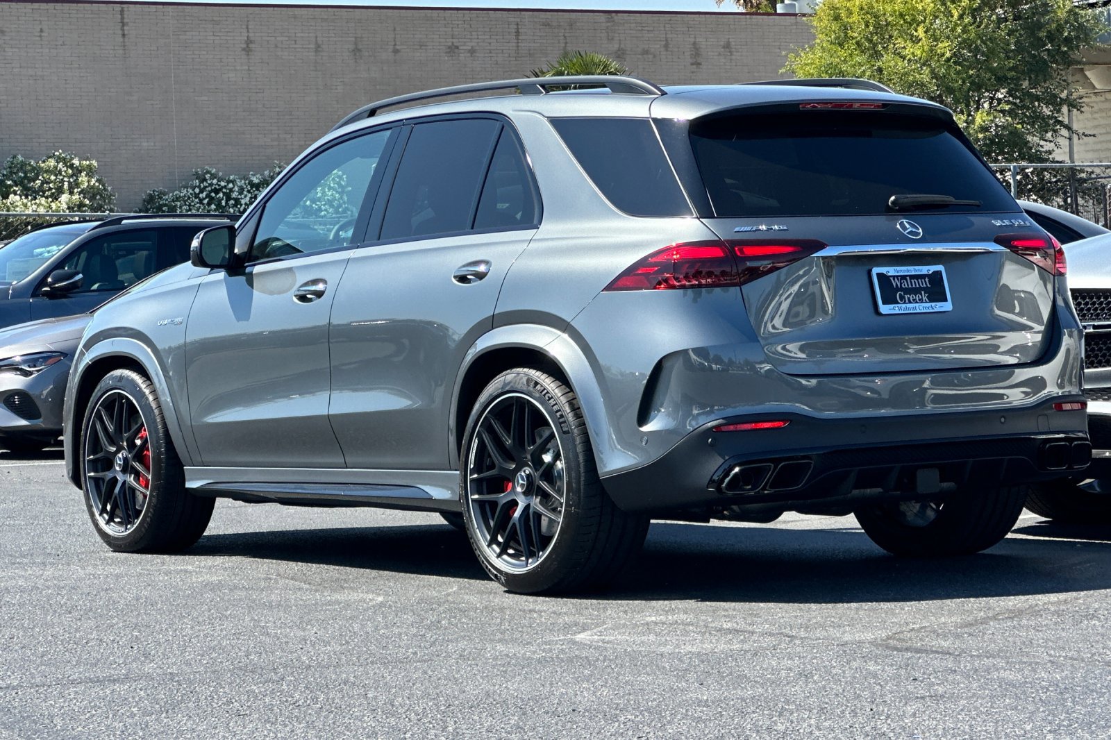 2026 Mercedes Benz GLE AMG 63 S photo 2