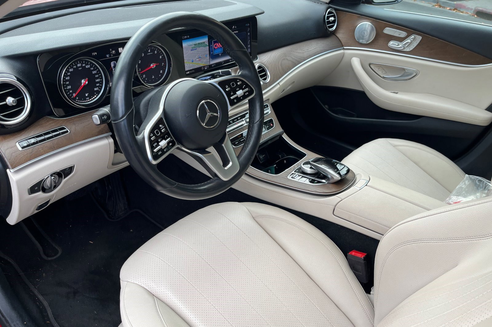 2019 Mercedes Benz E 300 Sedan photo 3